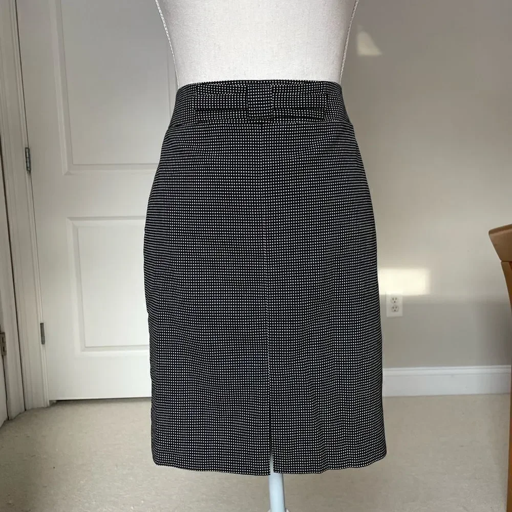 Banana Republic Micro-dot Bow Front Pencil Skirt - Picture 8 of 10
